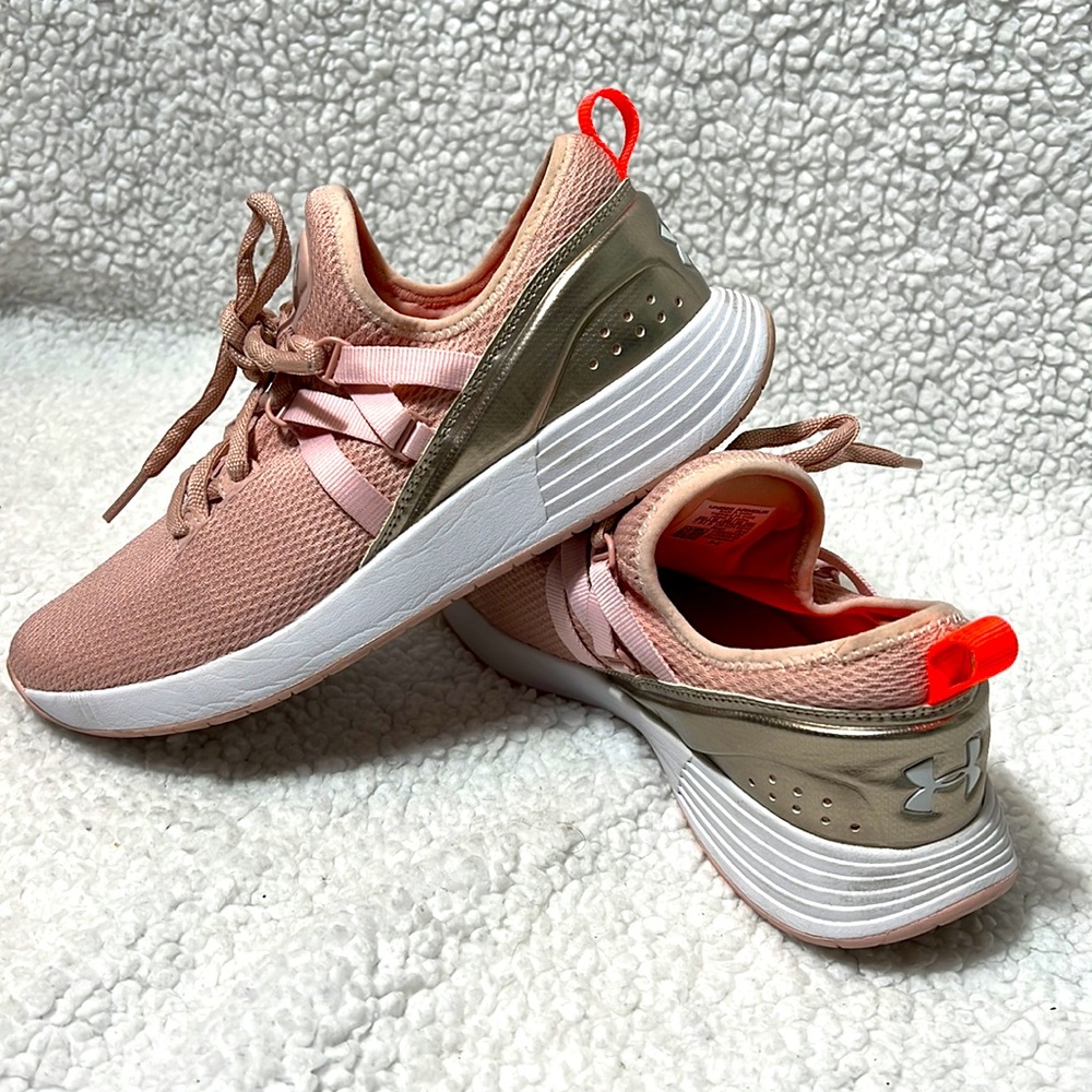 UNDER ARMOUR running shoes